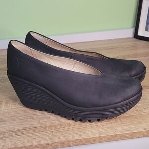 Fly London Black Wedge Women Shoes Chunky Leather Classic 42W